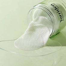 Load image into Gallery viewer, Torriden Balanceful Cica Toner Pad (60 Pads)
