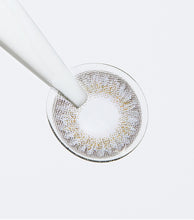 Load image into Gallery viewer, OLENS Secriss 3con Natural Gray (10 lenses/box, Plano, 1 Day)
