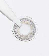 Load image into Gallery viewer, OLENS Secriss 3con Natural Gray (10 lenses/box, Plano, 1 Day)
